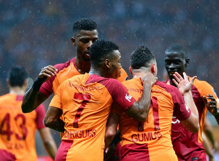 Galatasaray’dan Farklı Galibiyet