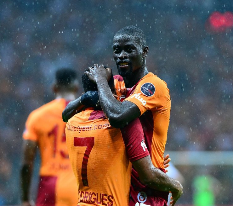 Galatasaray’dan Farklı Galibiyet
