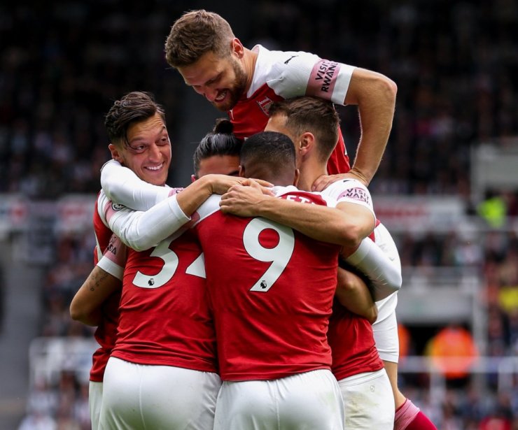 Mesut Özil 200. Resmi Maçını Boş Geçmedi