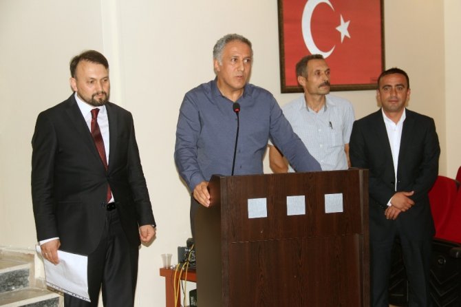 Tüm İş Genel Başkanı Şahin: "Bitsin Artık Bu Küslük"