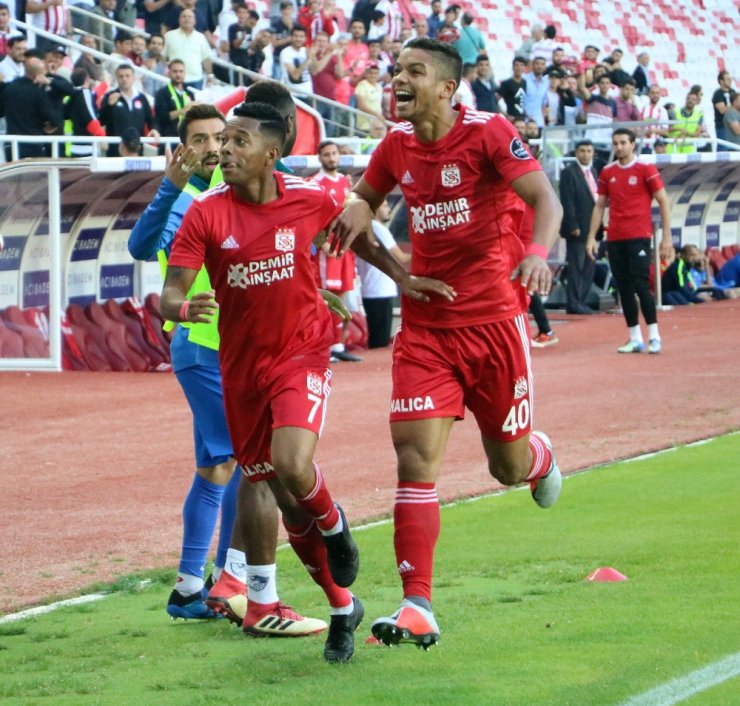Sivas’ta 4 Gol Var, Kazanan Yok