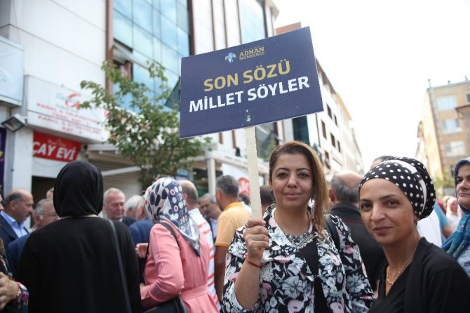 Ak Parti Giresun İl Başkanlığı Menderes’in İdamının Yıldönümünde Açıklama Yaptılar