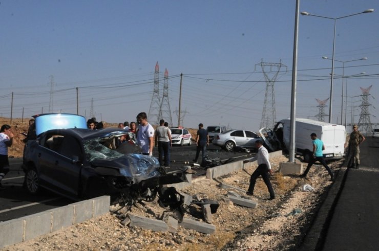 Cizre’de Zincirleme Trafik Kazası: 1 Ölü, 8 Yaralı