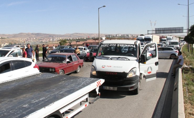 Ankara’da 17 Araç Birbirine Girdi