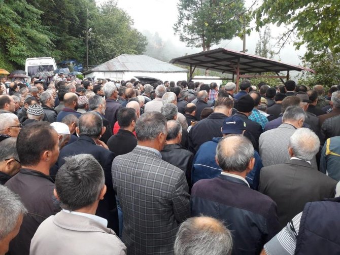 Gümüşhane’deki Kazada Hayatını Kaybeden İki Kişi Toprağa Verildi