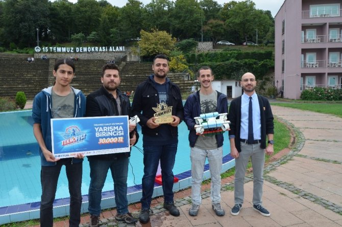 Üniversite Öğrencilerinden Yerli ‘Su Altı Drone’u