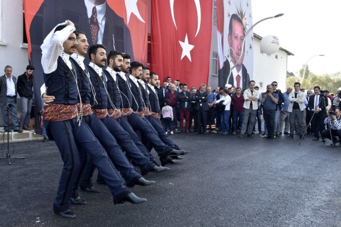 Gümüşhane’de 24.uluslararası Kuşburnu, Pestil, Kültür Ve Turizm Festivali Başladı