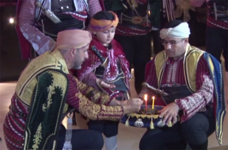 Mhp Lideri Bahçeli Kirve Oldu