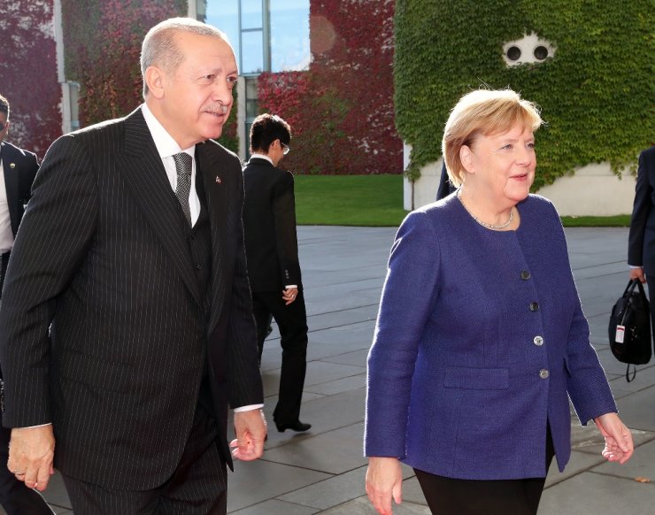Erdoğan, Merkel’le Kahvaltıda Bir Araya Geldi