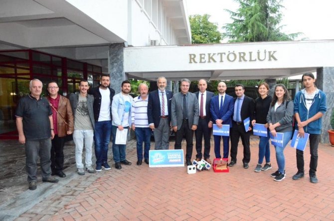Ktü’de Şampiyonlar Takdir Belgelerini Rektör Baykal’ın Elinden Aldı