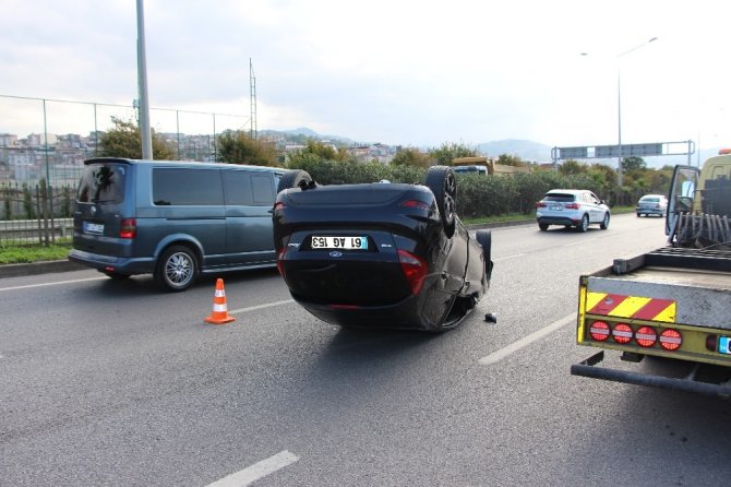 Takla Attığı Otomobili Bırakıp Kaçtı