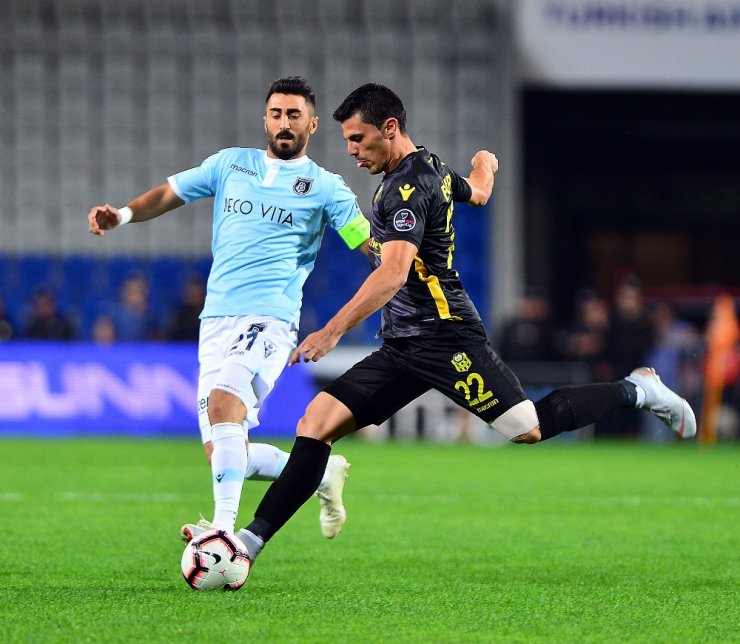 İlk Yarı Malatyaspor’un Üstünlüğüyle Bitti
