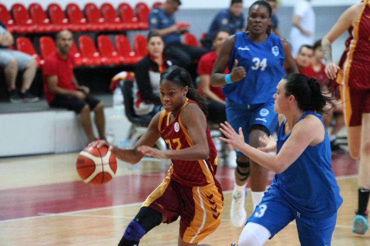 Galatasaray Farklı Kazandı