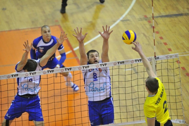 Halkbank, Fenerbahçe’yi 3-1 Mağlup Etti