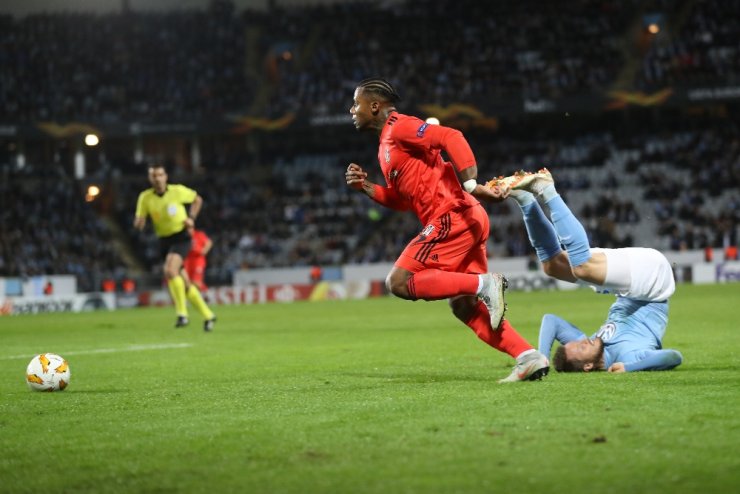 İlk Yarı Golsüz Bitti