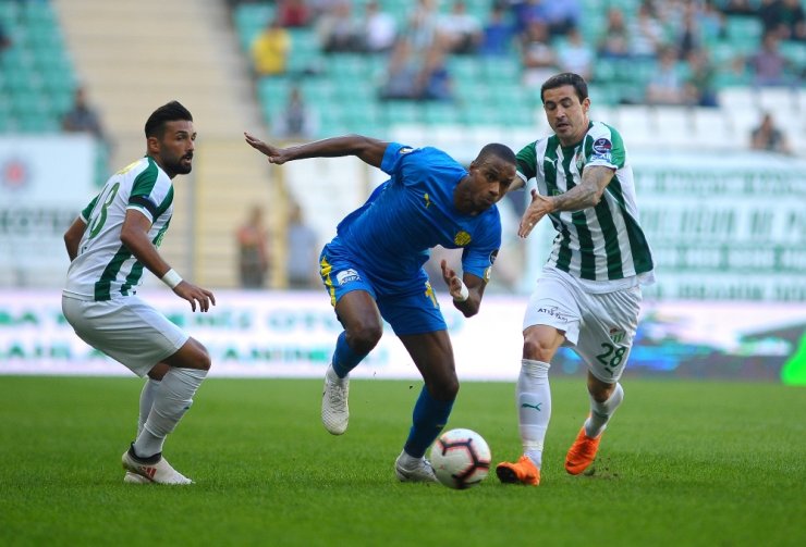 Bursaspor Tek Golle Kazandı