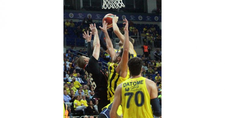 Potada Derbi Fener’in