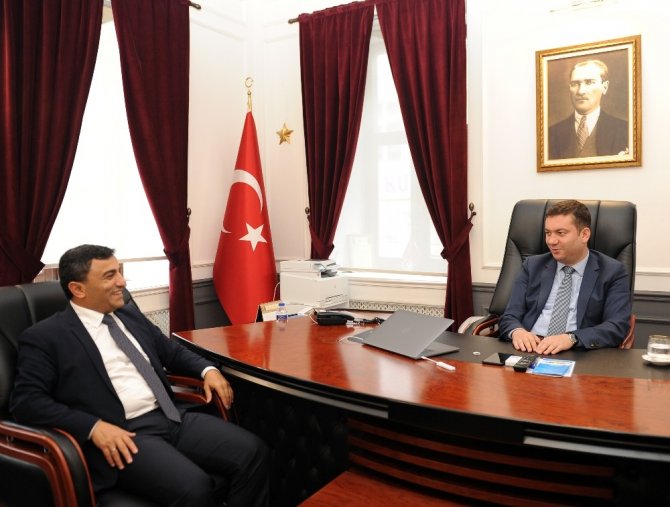 Ortahisar Kaymakamı Toğan’a 