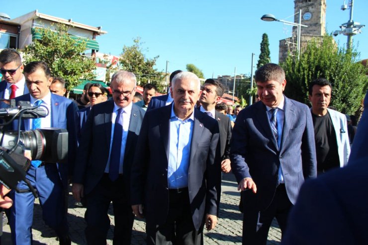 Tbmm Başkanı Yıldırım’dan Esnaf Ziyareti