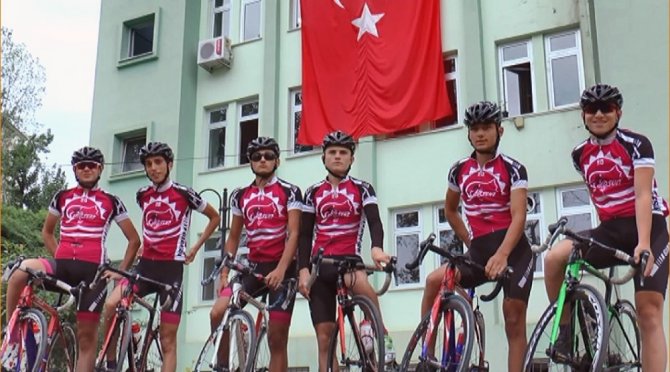 Tek İsteği Bisiklete Binmekti, Şampiyon Oldu