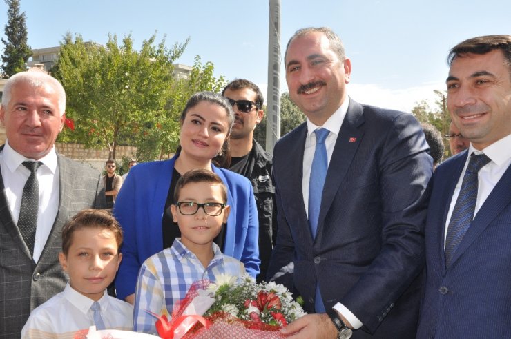 Terör Mağdurları İçin Yapılan Konutları İnceledi
