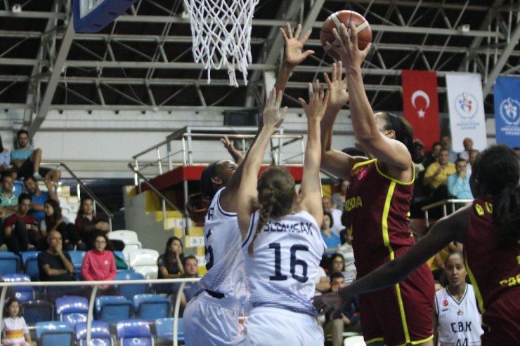 Çukurova Basketbol Evinde Avantajı Kaçırdı