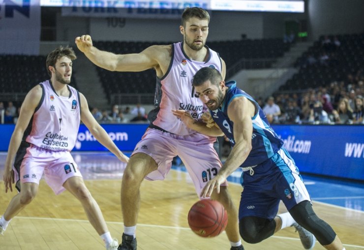 Türk Telekom Basketbol Takımı, İspanya Ekibine Yenildi