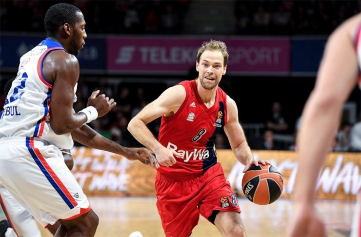 Efes Almanya’da Farklı Kazandı