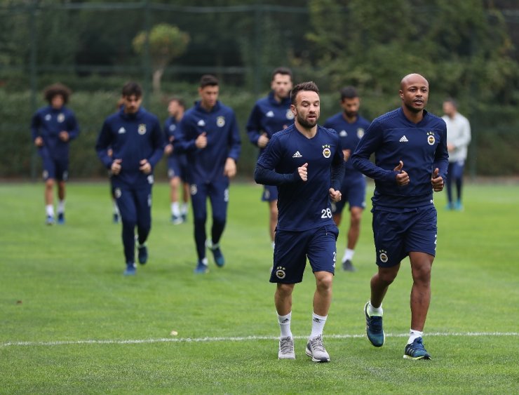 Fenerbahçe’de Sivasspor Maçı Hazırlıkları Sürüyor