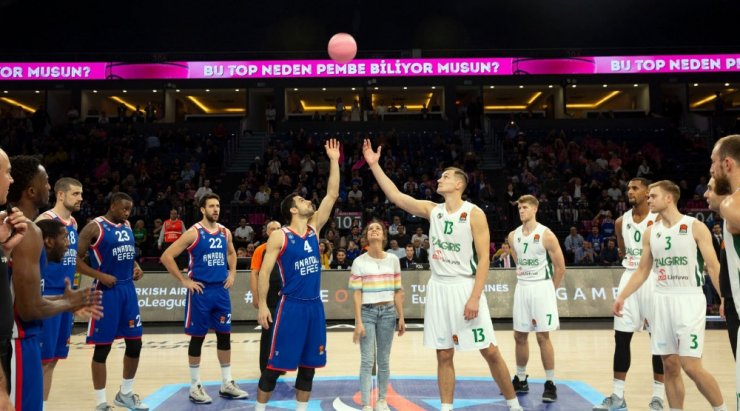 Efes Euroleague’de İlk Mağlubiyetini Aldı