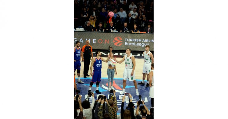 Efes Euroleague’de İlk Mağlubiyetini Aldı