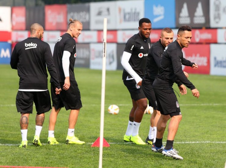 Genk Maçı Hazırlıkları Başladı