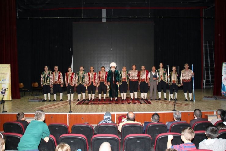 “Bizim Kahramanımız Noel Baba Değil, Nasreddin Hoca’dır"