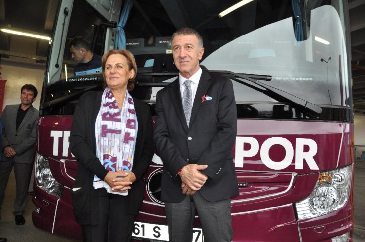 Trabzonspor’a Yeni Otobüs