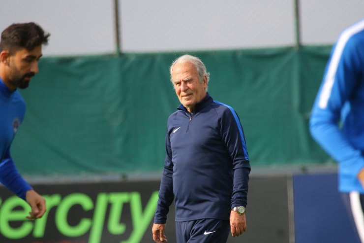 Mustafa Denizli Oyuncularının İsteğinden Çok Memnun