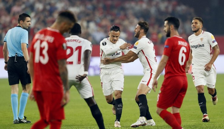 Akhisarspor Dağıldı