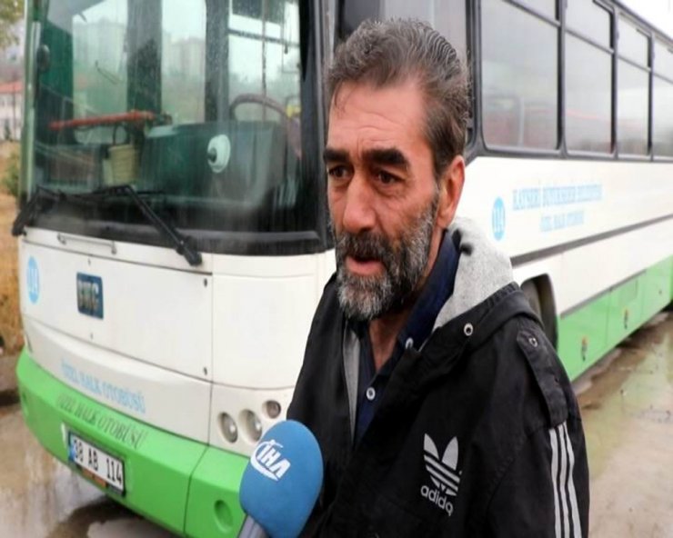 Bozuk Halk Otobüsünde Yaşam