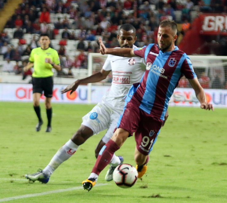 Antalya’da Gollü Beraberlik