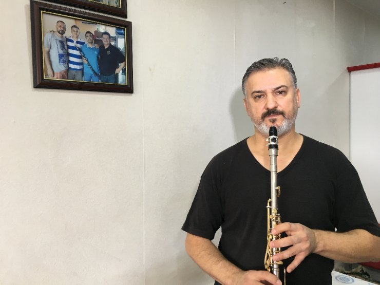 Çiğ Köfte Ve Klarnet Bir Arada