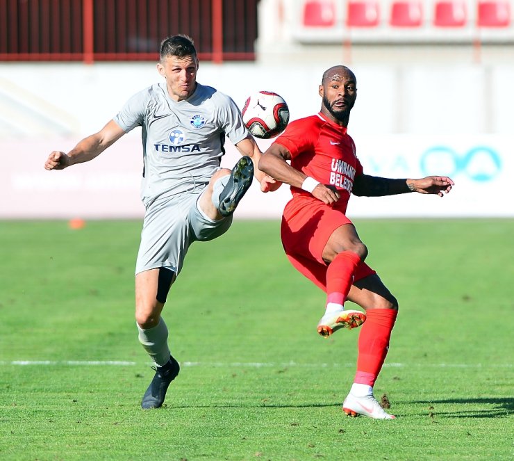 Ümraniyespor Geri Düşse De Kazanmayı Bildi