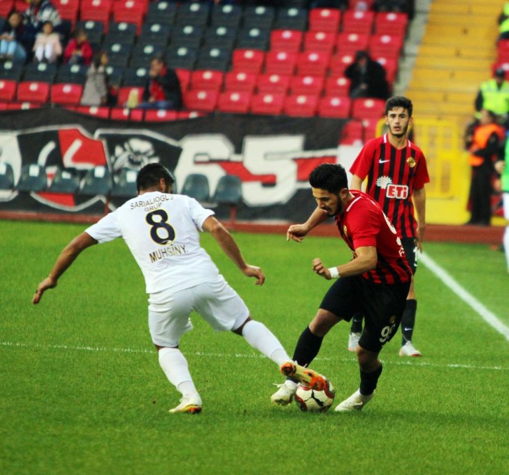 Es Es Evinde 1-0’la Güldü