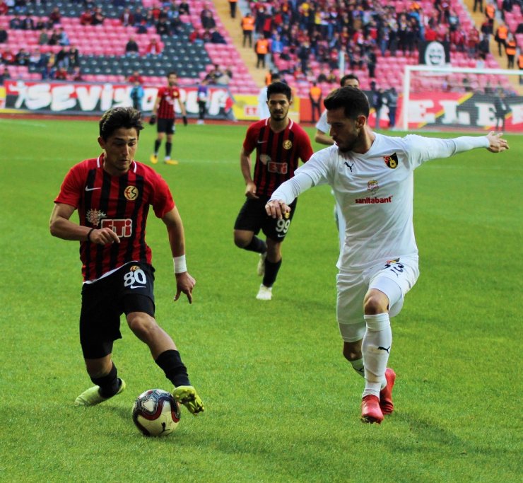 Es Es Evinde 1-0’la Güldü