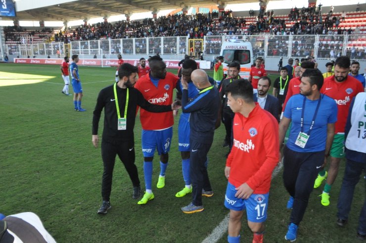 Batman Petrolspor - Kasımpaşa Maçı Tatil Edildi