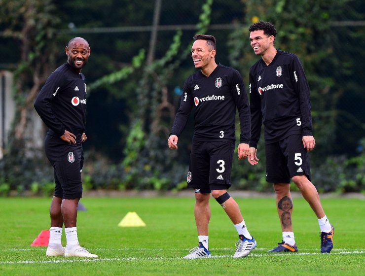 Beşiktaş, Başakşehir Hazırlıklarını Sürdürdü