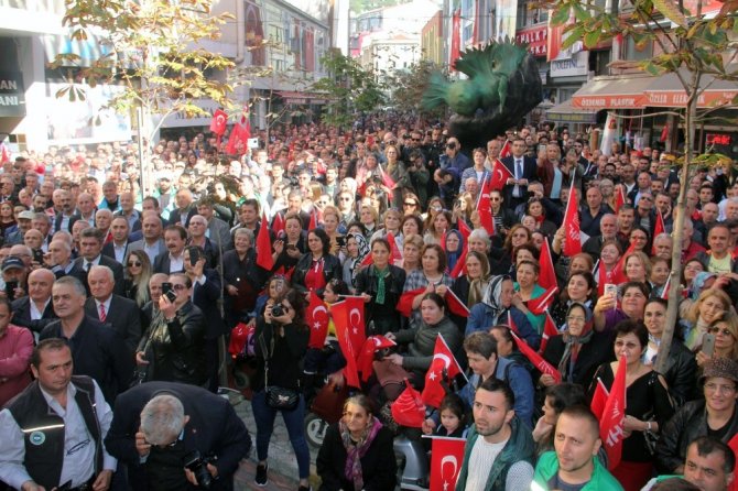 Başkan Aksu, Miting Düzenledi, 5 Yıl Daha Yetki İstedi
