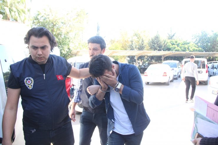 Masaj Salonuna Fuhuş Operasyonu: 12 Gözaltı