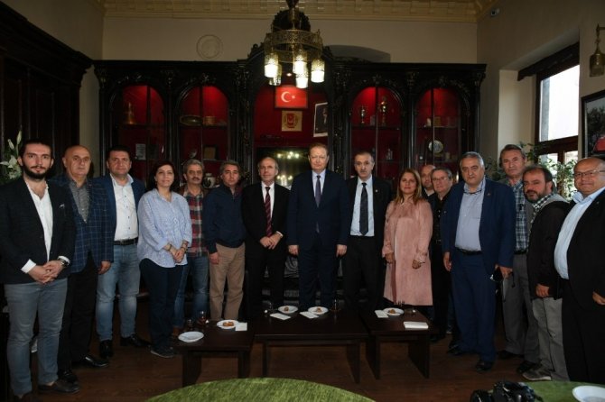 Vali Yavuz’dan Veda Ziyaretleri