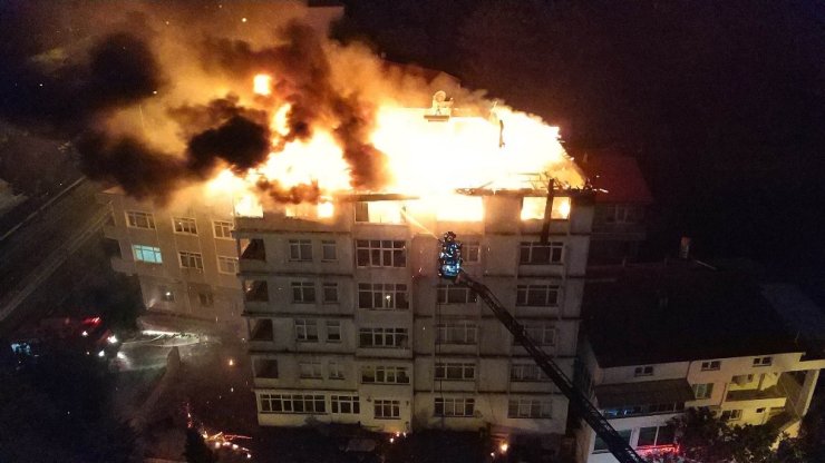 Samsun’da Apartman Yangını: 5 Kişilik Aile Ölümden Döndü