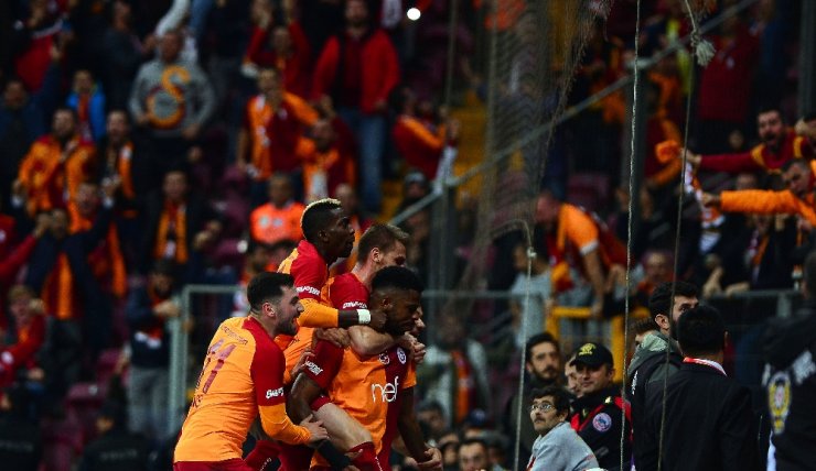 İlk Yarı Galatasaray’ın Üstünlüğüyle Bitti