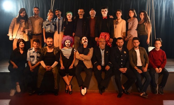 Elveda Alfredo Savaşta Ölen Çocuklar İçin Oynanacak
